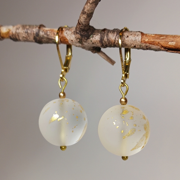 Hand Crafted Jewelry - Gold and glass minimalist dangle earrings
